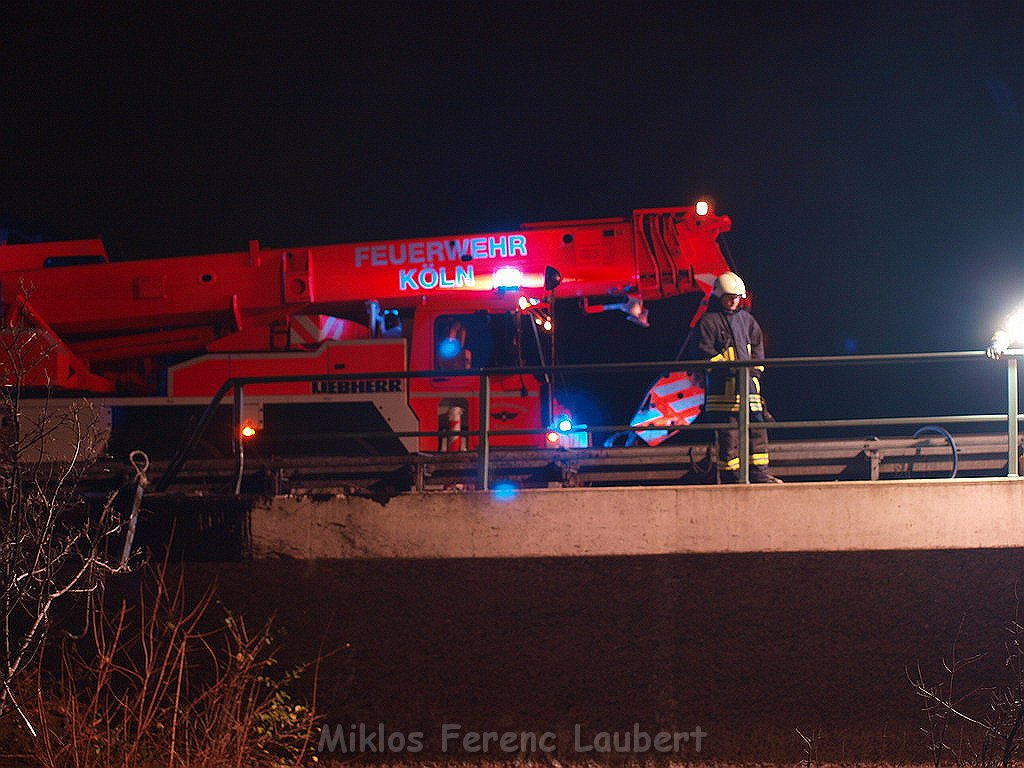 LKW stuerzt um A 3 Rich Frankfurt AK Heumar P0043.JPG